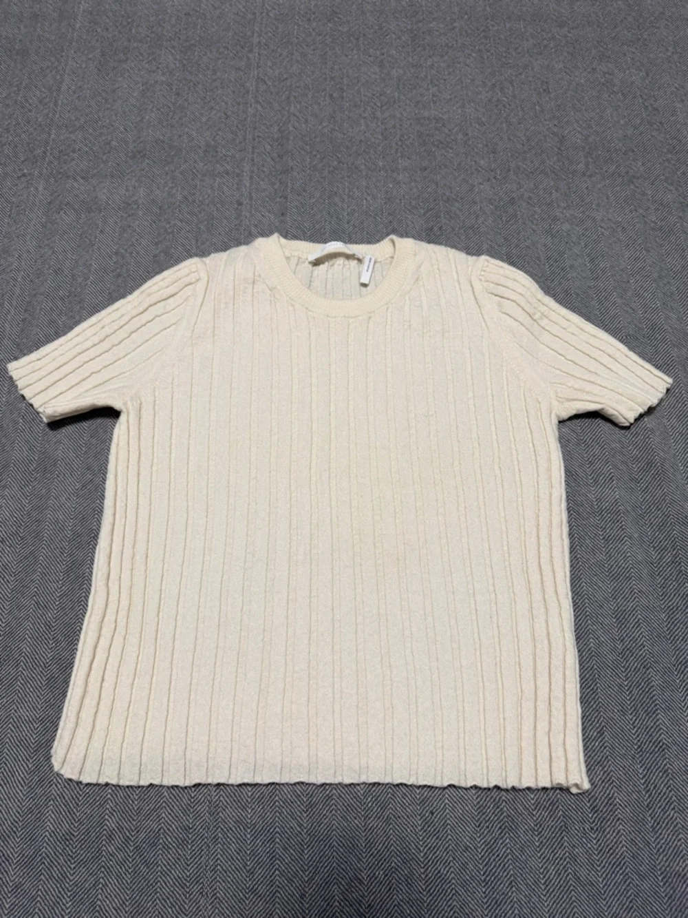 Helmut Lang Cream Wool Ribbed Crewneck Short Sleeve Top - Picture 2 of 10